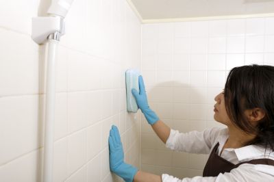 Signs Your Wall Tiles Need Deep Cleaning